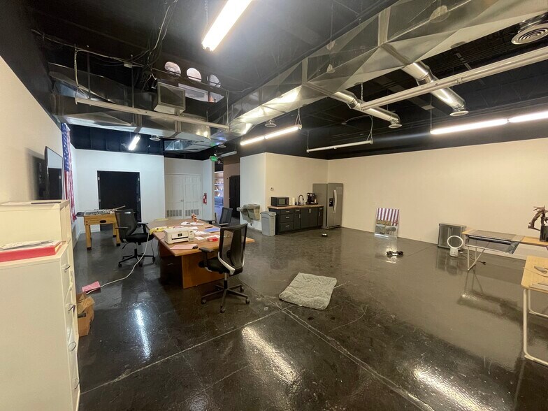 More Photos Of 775 S Jason St, Denver Warehouse For Sale