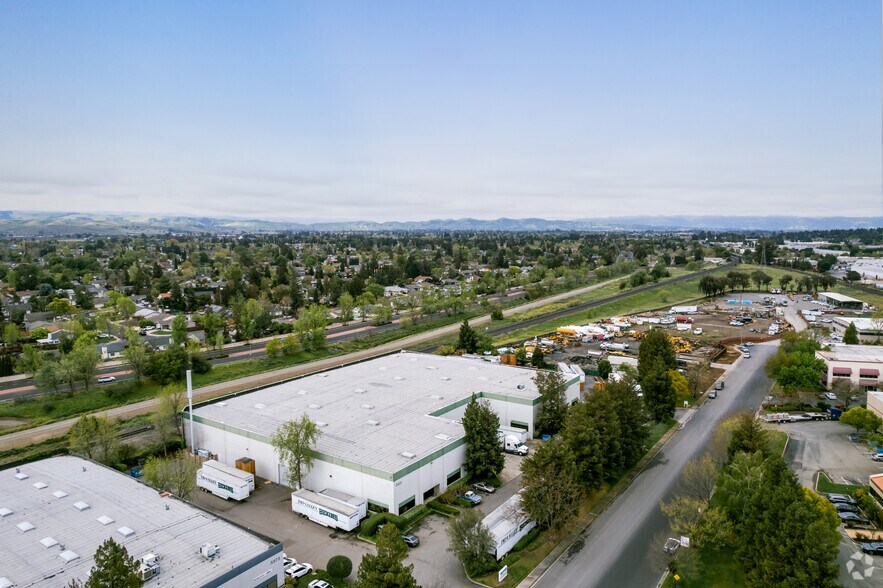 More Photos Of 5481 Brisa St, Livermore Warehouse For Lease