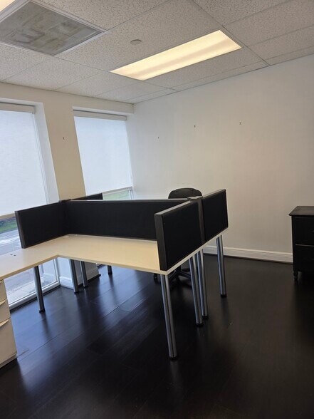 More Photos Of 1400 NW 107th Ave, Miami Medical For Lease