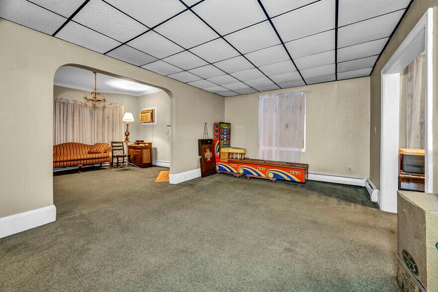 More Photos Of 6318 Lorain Ave, Cleveland Loft Creative Space For Sale