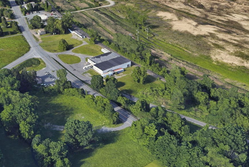 More Photos Of 6 Old River Rd, Glenmont Industrial For Sale