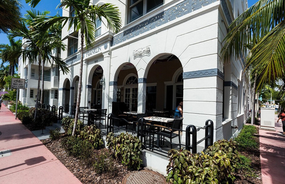 More Photos Of 860 Collins Ave, Miami Beach Hotel For Sale