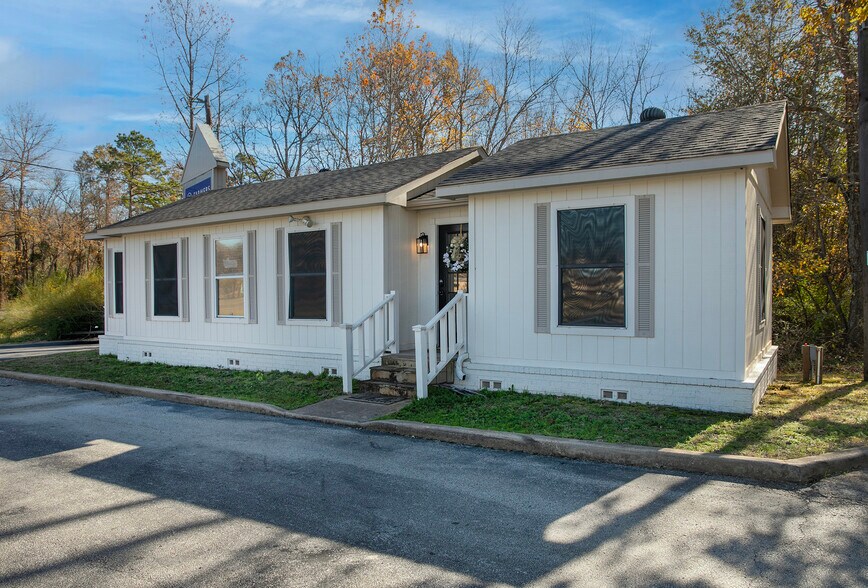 More Photos Of 15632 State Highway 110 S, Whitehouse Medical For Lease