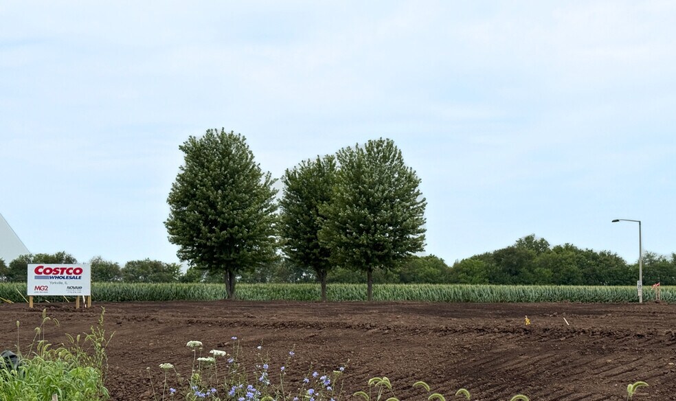 More Photos Of NEC Route 34 and Countryside Pky, Yorkville Land For Sale