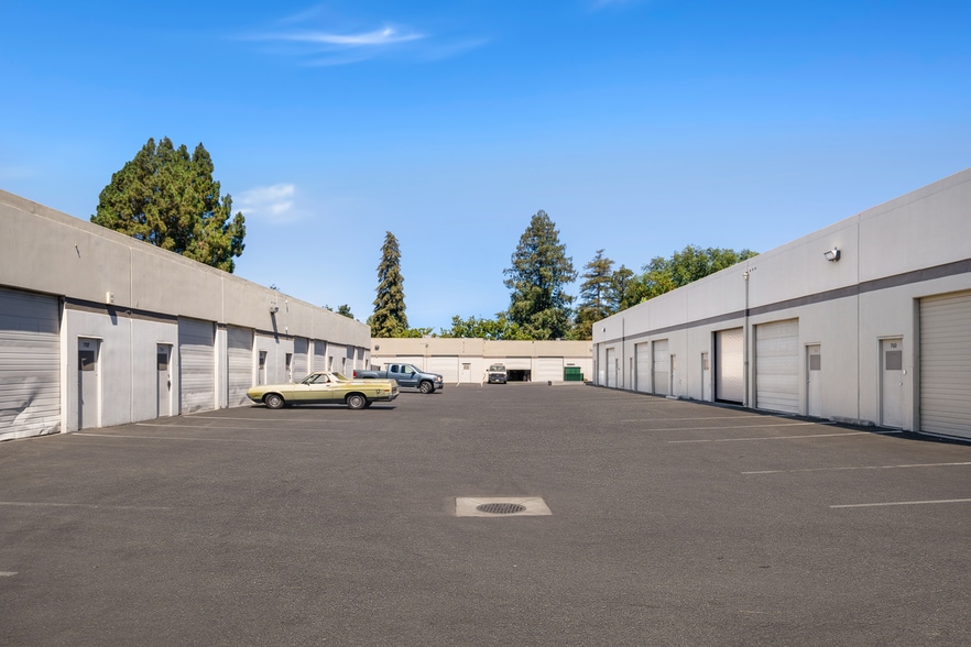 More Photos Of 720-742 Charcot Ave, San Jose Unknown For Lease