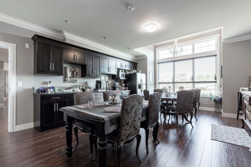 More Photos Of 2379 Chardonnay Ln, Abbotsford Hospitality For Sale