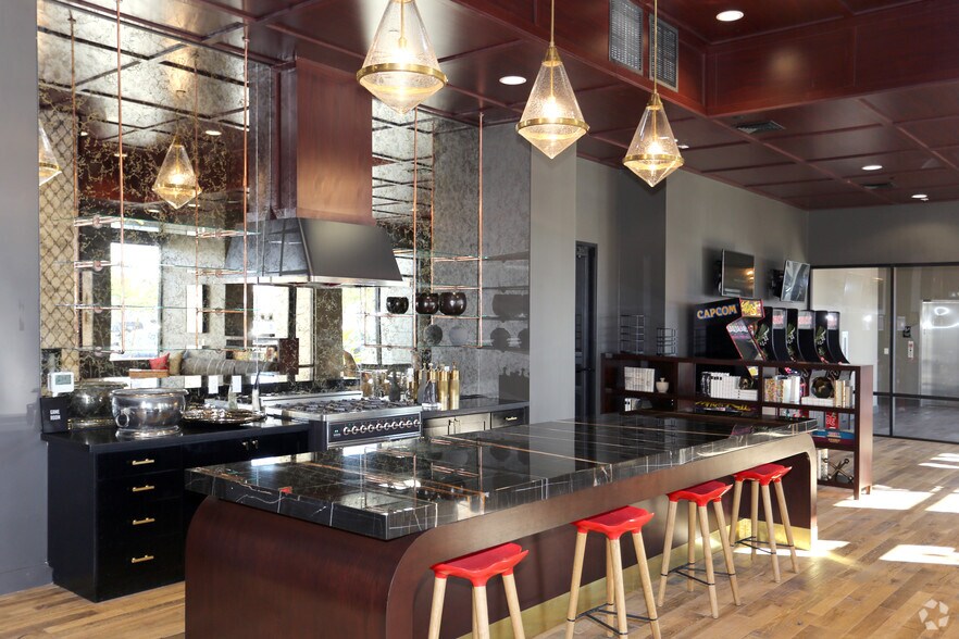 More Photos Of 7350 E Stetson Dr, Scottsdale Apartments For Lease