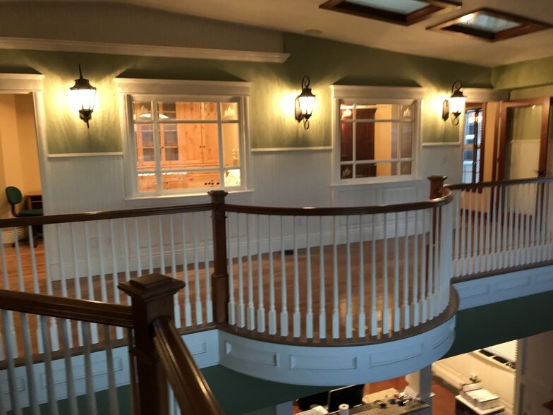 More Photos Of 428 N Curry St, Tehachapi Light Manufacturing For Sale