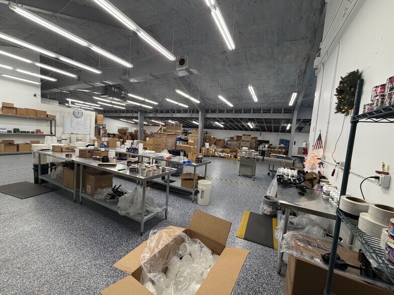 More Photos Of 6520 Fort King Rd, Zephyrhills Storefront Retail Office For Lease