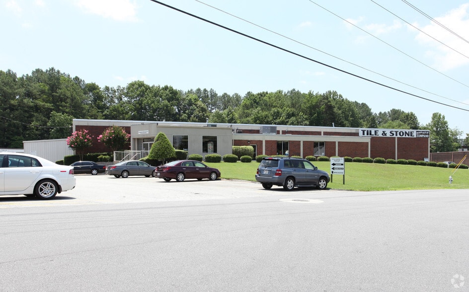 Primary Photo Of 6354 Warren Dr, Norcross Distribution For Sale