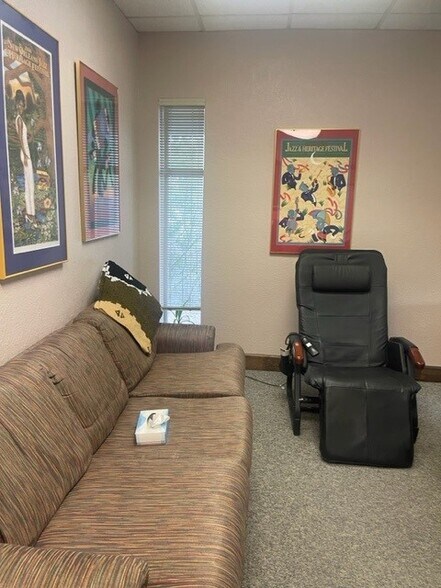 More Photos Of 1815 Crystal Lake Dr, Lakeland Office For Sale