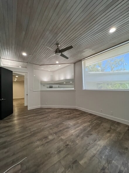 More Photos Of 721 NE 3rd Ave, Fort Lauderdale Office For Lease