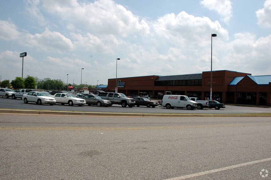 More Photos Of 1355 Sam Nunn Blvd, Perry Unknown For Lease