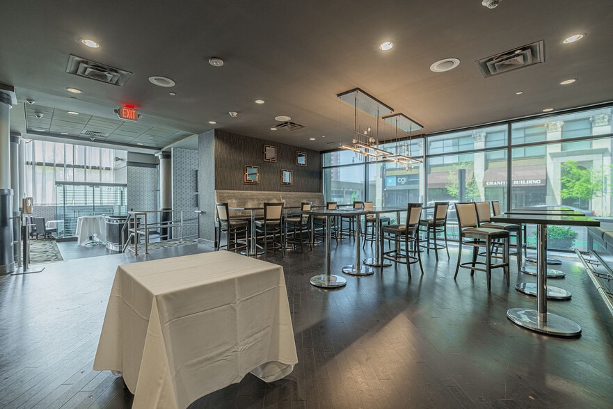 More Photos Of 125 E Main St, Rochester Hotel For Lease