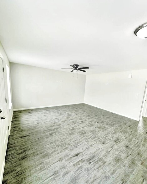 More Photos Of 925 N Iowa Ave, Brownsville Multifamily For Sale