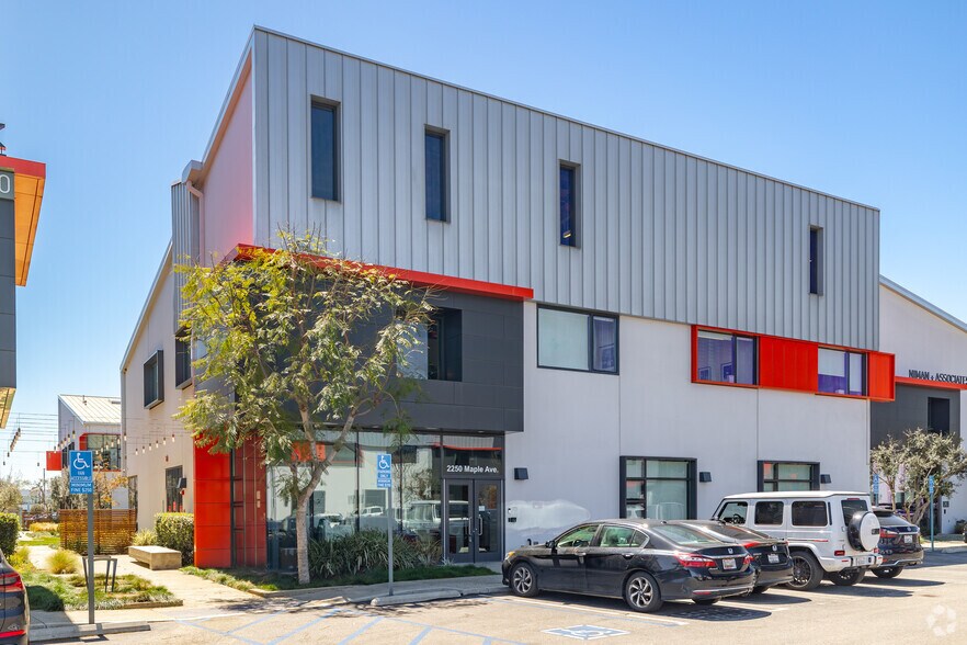 More Photos Of 2250 E Maple Ave, El Segundo Loft Creative Space For Sale
