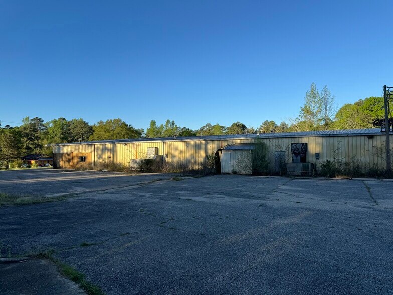 More Photos Of 422 Bay St, Heidelberg Manufacturing For Lease