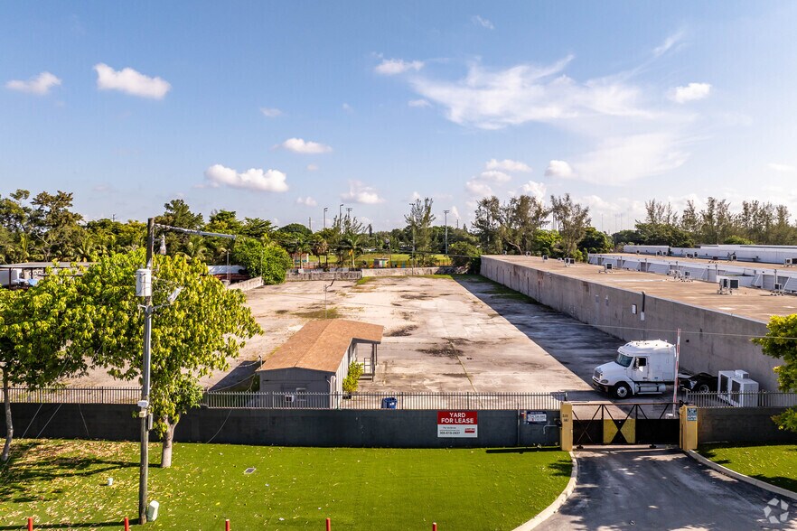 More Photos Of 2111 NW 141st St, Opa Locka Land For Lease