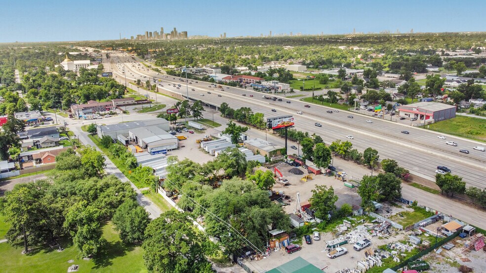 More Photos Of 9017 Dodson Street, Houston Land For Sale