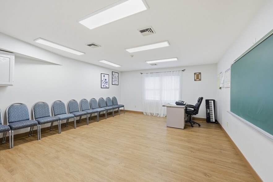 More Photos Of 261 College Hwy, Southwick Specialty For Sale