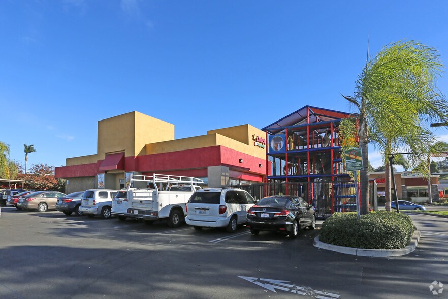 Primary Photo Of 1280 E Valley Pky, Escondido Fast Food For Lease
