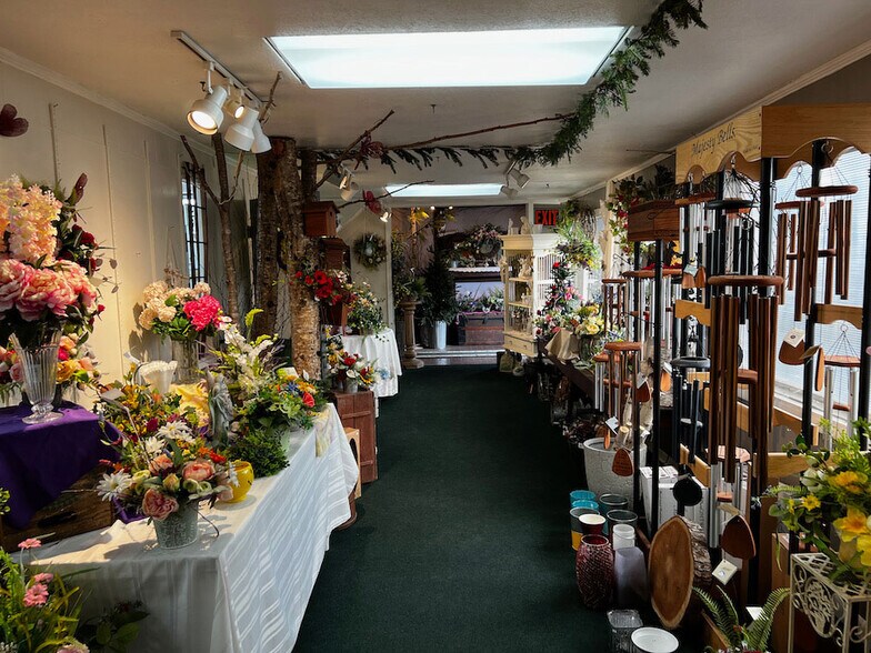 More Photos Of 612 Grant St, Franklin Garden Center For Sale