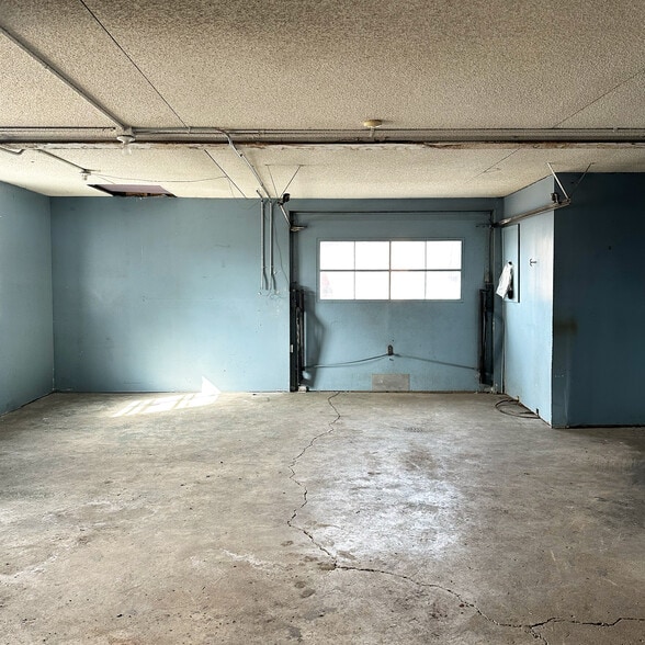 More Photos Of 2603 E 7th Ave, North Saint Paul Light Manufacturing For Sale