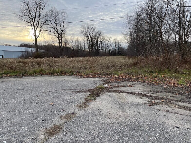 More Photos Of 0 Van Dyke Rd, Almont Township Land For Sale