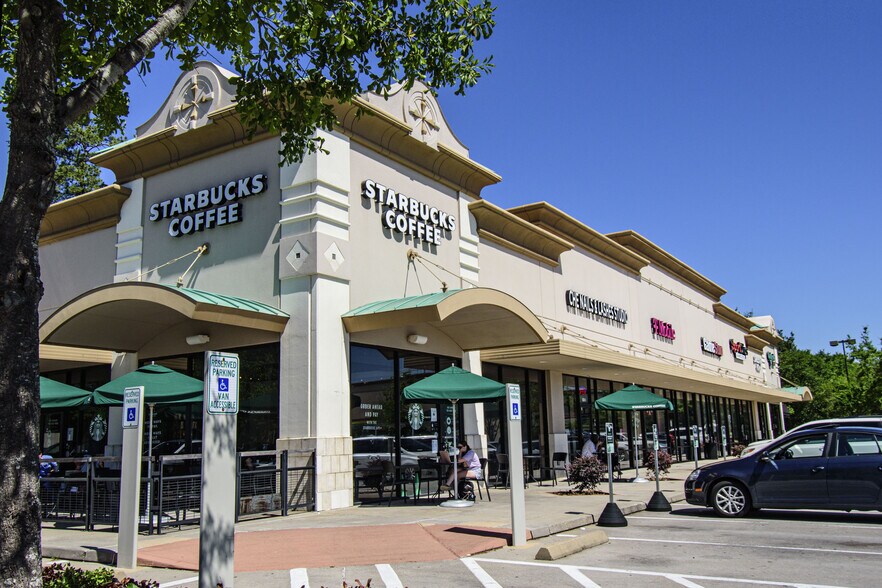 More Photos Of 1440 Lake Woodlands Dr, Spring Freestanding For Lease