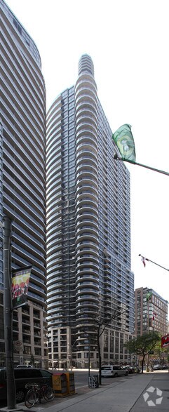 Primary Photo Of 21 Carlton St, Toronto Apartments For Lease