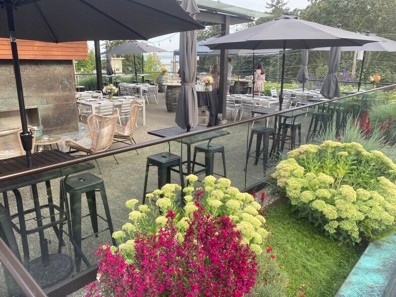 More Photos Of 100 Ravine Ln NE, Bainbridge Island Unknown For Lease