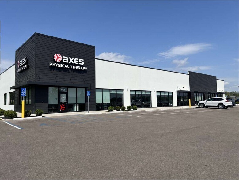 More Photos Of 1155 Hazel Ln, Farmington Storefront Retail Office For Lease