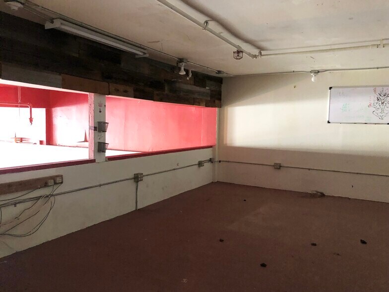 More Photos Of 1659-1665 Haight St, San Francisco Hotel For Lease