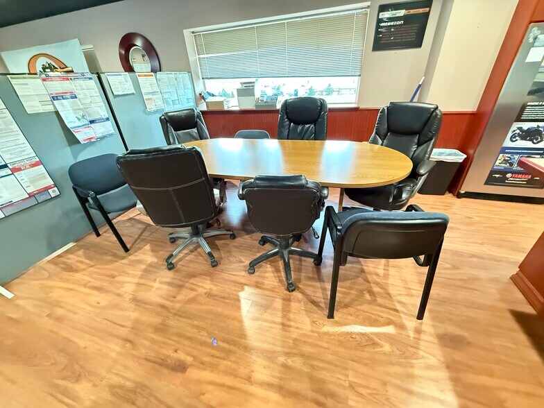 More Photos Of 3031 Gs Center Rd, Wenatchee General Retail For Sale