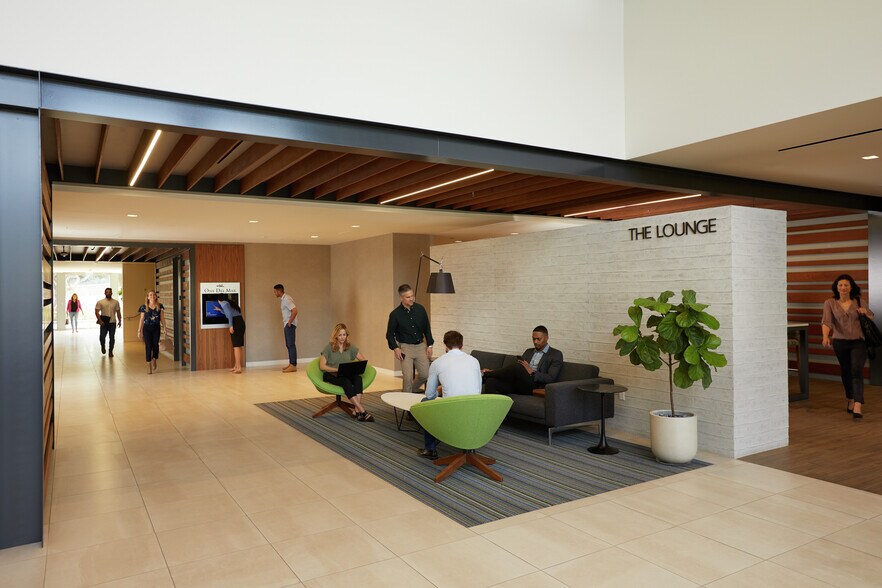 More Photos Of 12544 High Bluff Dr, San Diego Coworking Space