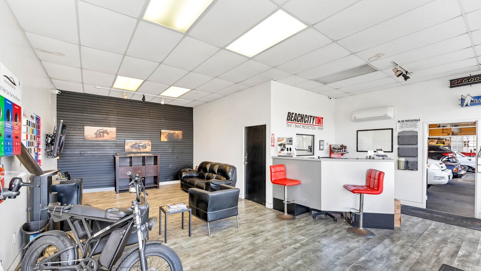 More Photos Of 3410 Aviation Blvd, Redondo Beach Auto Repair For Sale