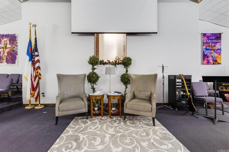 More Photos Of 20121 Interstate 30 S, Benton Religious Facility For Sale