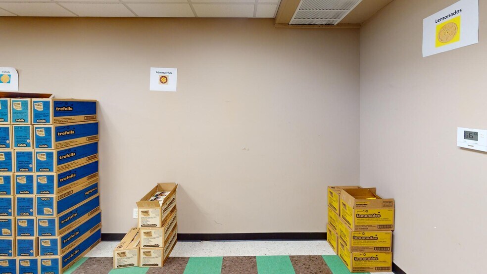 More Photos Of 1170 E Pershing Rd, Decatur Office For Sale