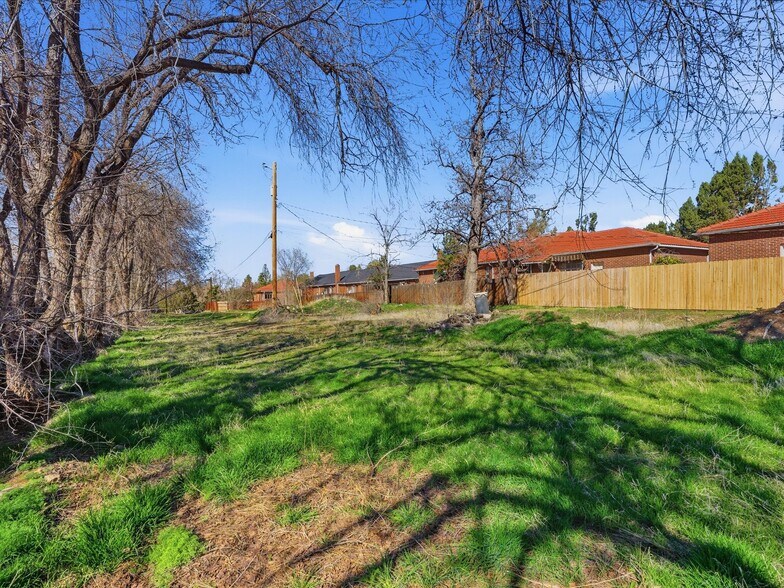 More Photos Of 0 Lakeside Dr, Reno Land For Sale