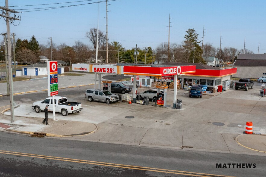 Primary Photo Of 301 N Meridian St, Pittsboro Convenience Store For Sale
