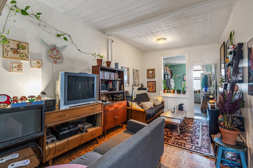 More Photos Of 656 Henry St, Brooklyn Apartments For Sale