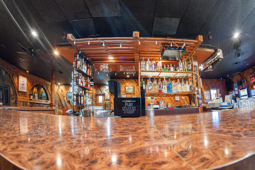 More Photos Of 10 E Hitt St, Mount Morris Restaurant For Sale