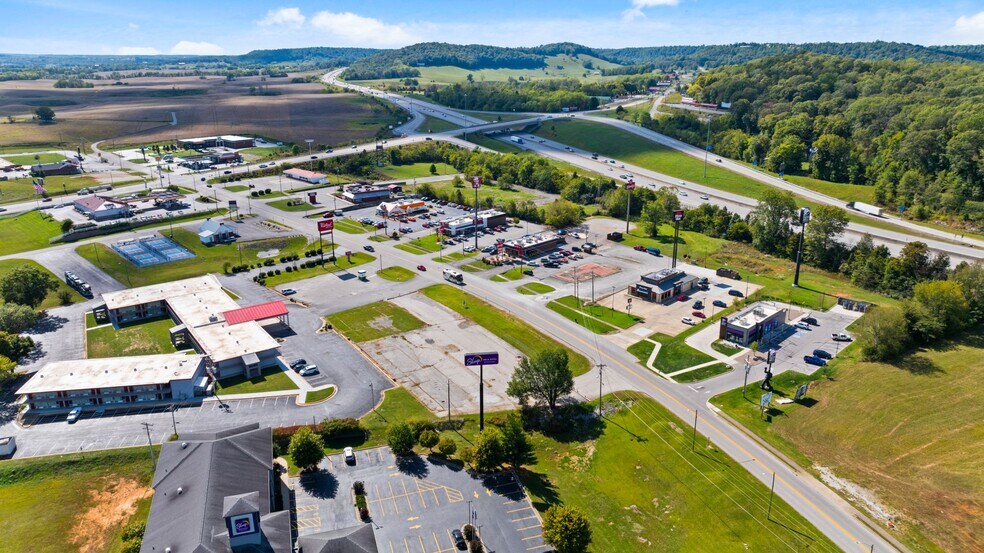 More Photos Of 610 Mammoth Cave St, Cave City Land For Sale