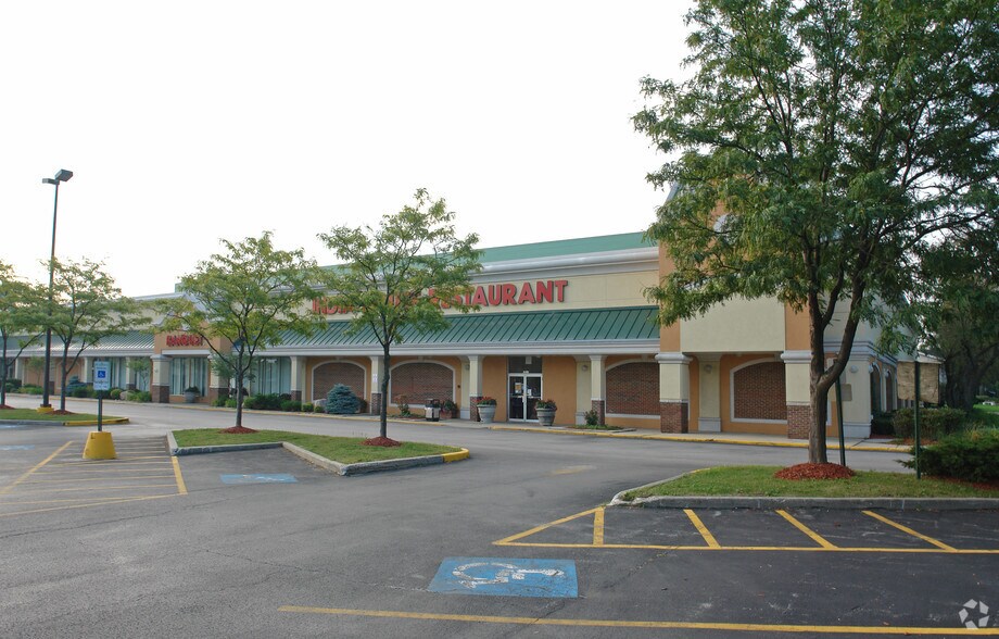 More Photos Of 1461-1535 Schaumburg Rd, Schaumburg Unknown For Lease