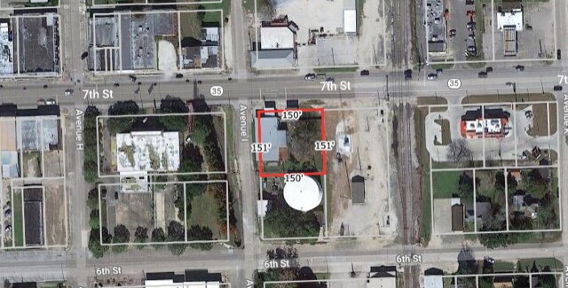 More Photos Of 2002 7TH St, Bay City Freestanding For Sale