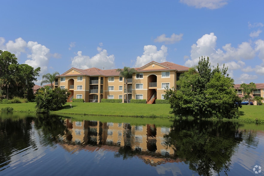 More Photos Of 3817 NW Mediterranean Ln, Jensen Beach Apartments For Sale