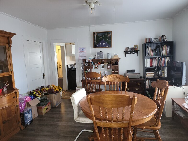 More Photos Of 10895 Commerce St, Summerville Office Residential For Sale