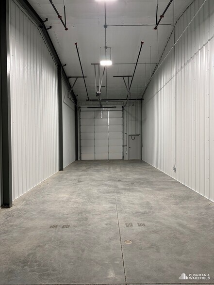 More Photos Of 360 Rancho Dr, Windsor Self Storage For Sale