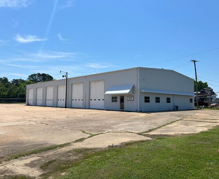 More Photos Of 246-248 N Pearson Rd, Jackson Warehouse For Lease