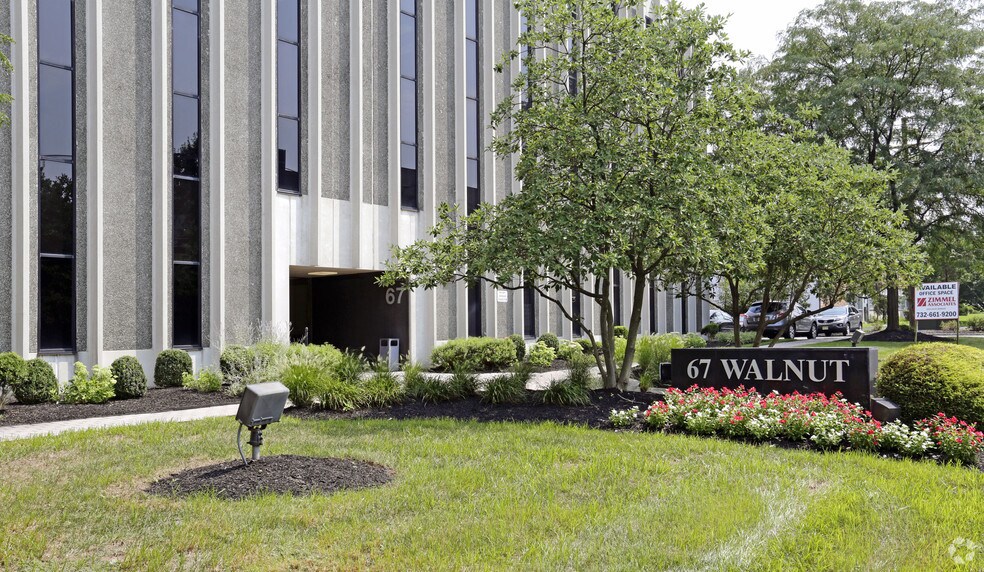 More Photos Of 67 Walnut Ave, Clark Office For Lease